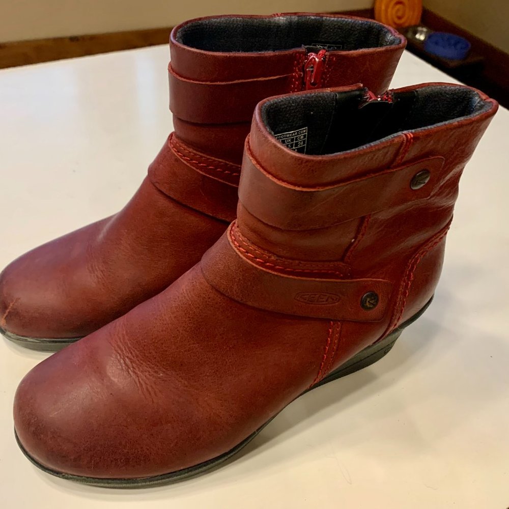 Keen Kate Mid Boots Chili Pepper Red Wedge Boots Size 7